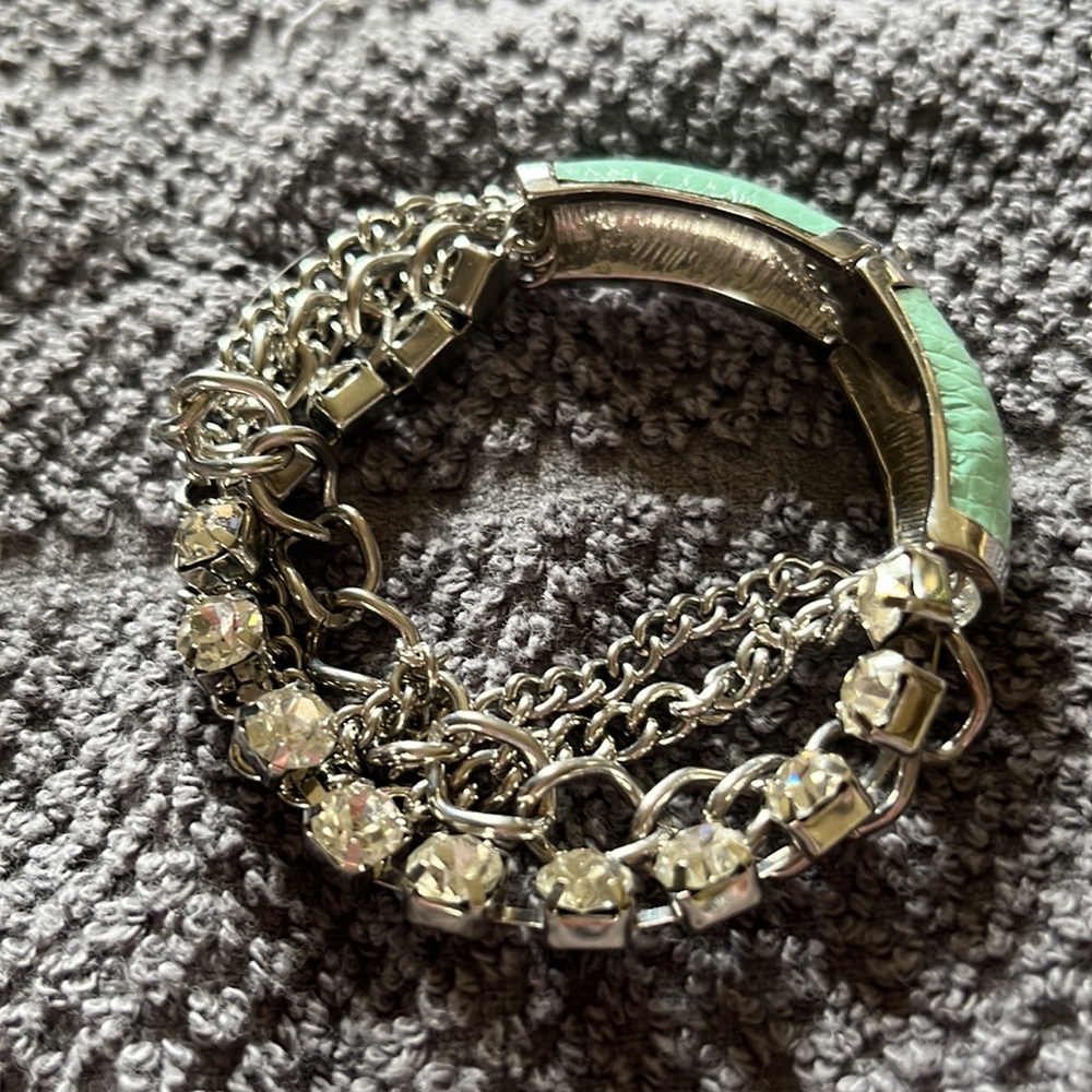Guess bracelet - Picture 2 of 4